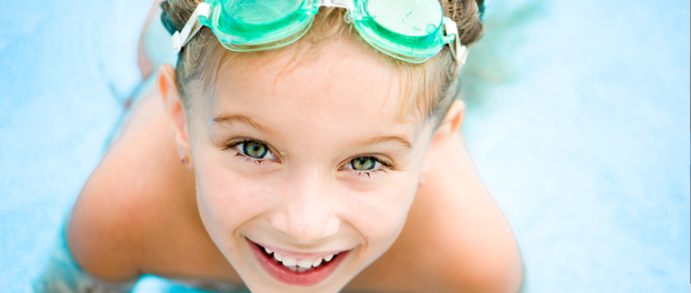 apprendre à nager enfant